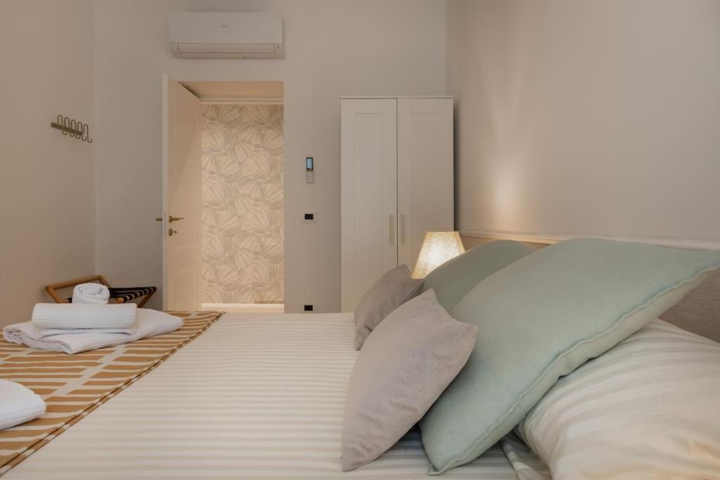 Foscolo 46 - Elegant Family Apartment 的里雅斯特 外观 照片